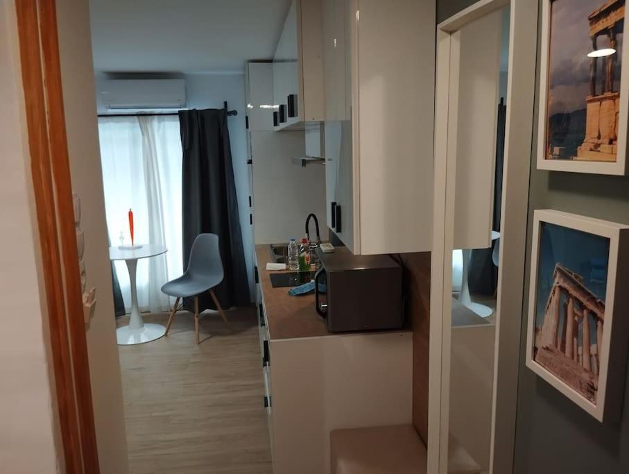 Nektar Cosy Apartment In City Centre Atenas Exterior foto